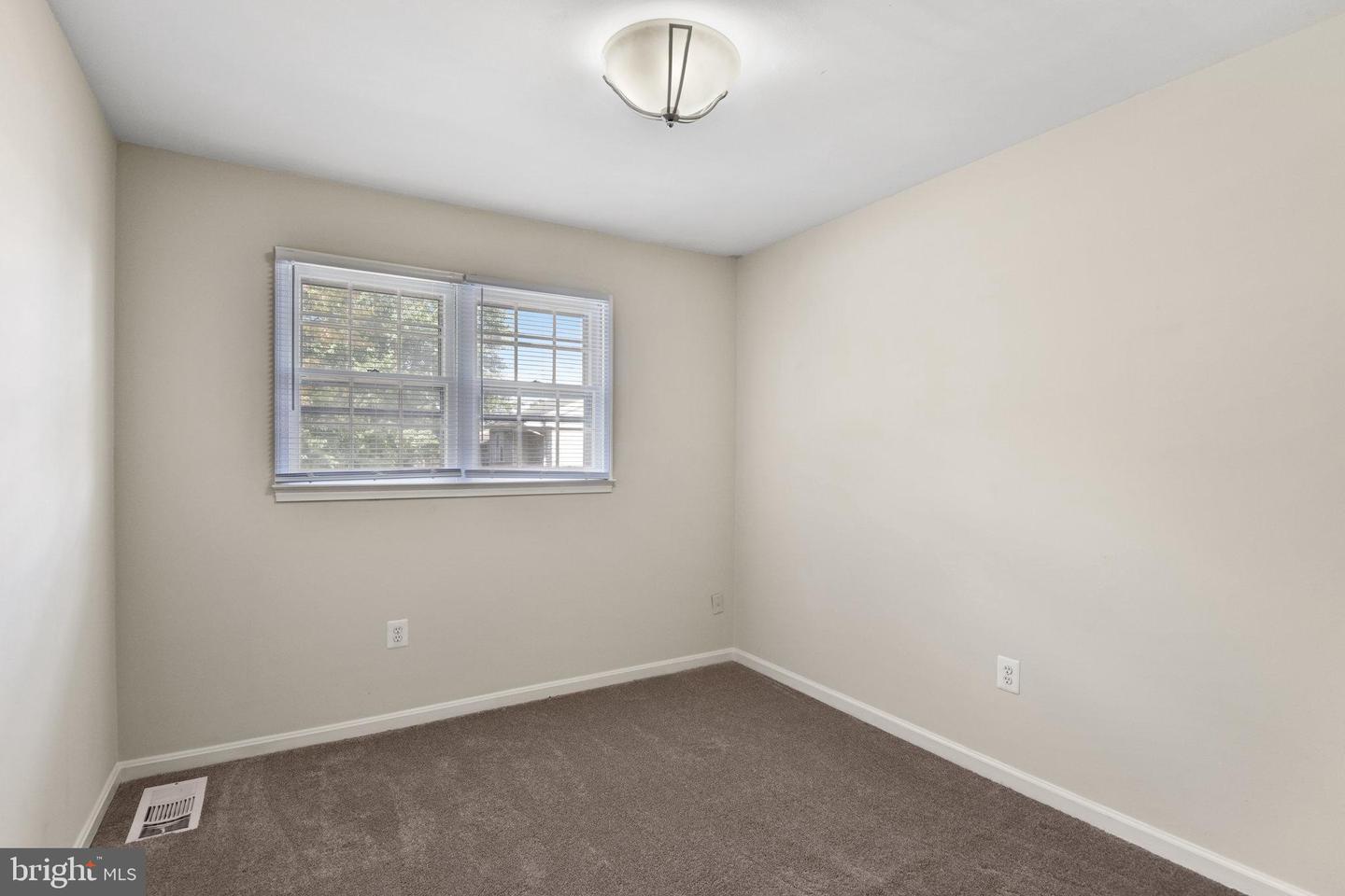 7722 CAPRON CT, LORTON, Virginia 22079, 3 Bedrooms Bedrooms, ,2 BathroomsBathrooms,Residential,For sale,7722 CAPRON CT,VAFX2236566 MLS # VAFX2236566