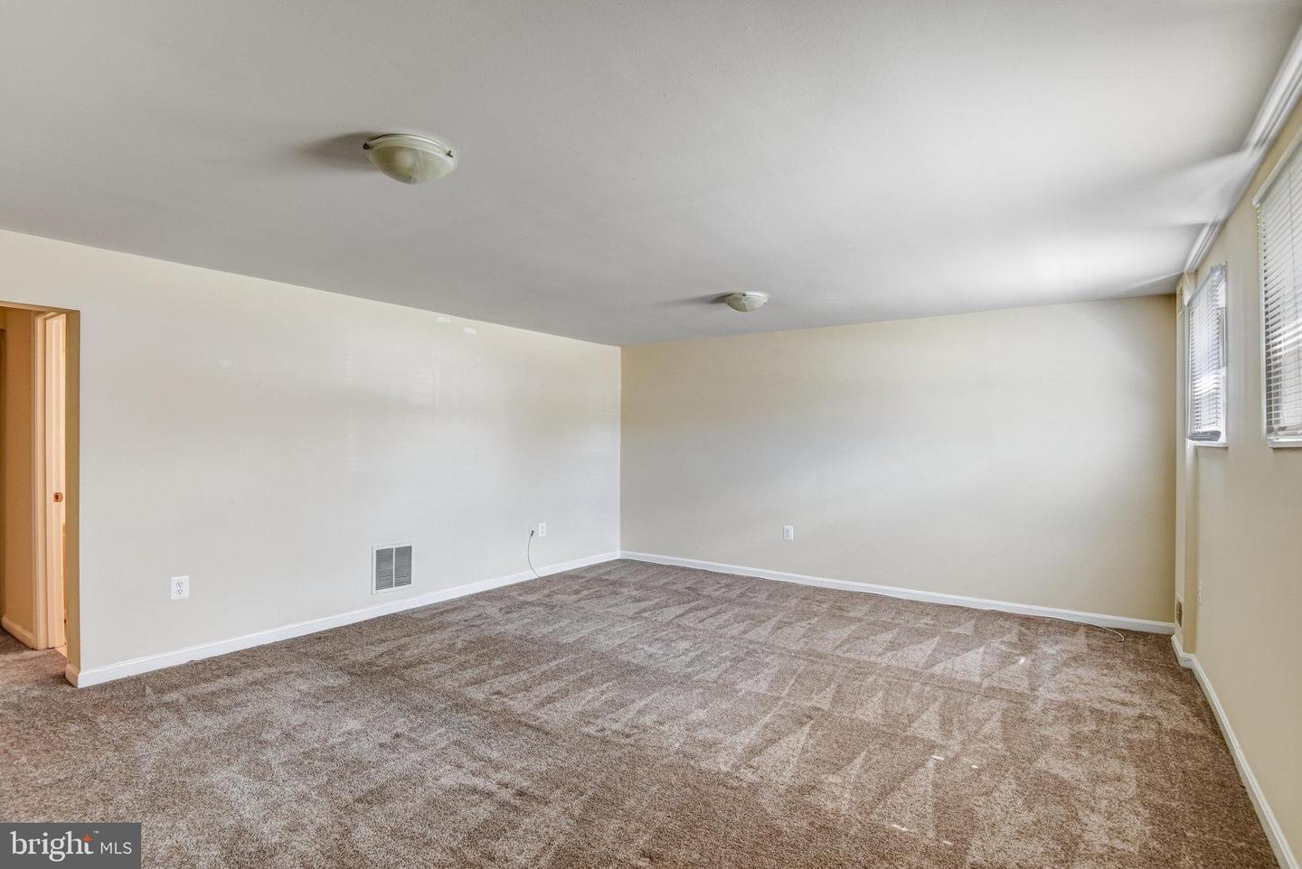 7722 CAPRON CT, LORTON, Virginia 22079, 3 Bedrooms Bedrooms, ,2 BathroomsBathrooms,Residential,For sale,7722 CAPRON CT,VAFX2236566 MLS # VAFX2236566