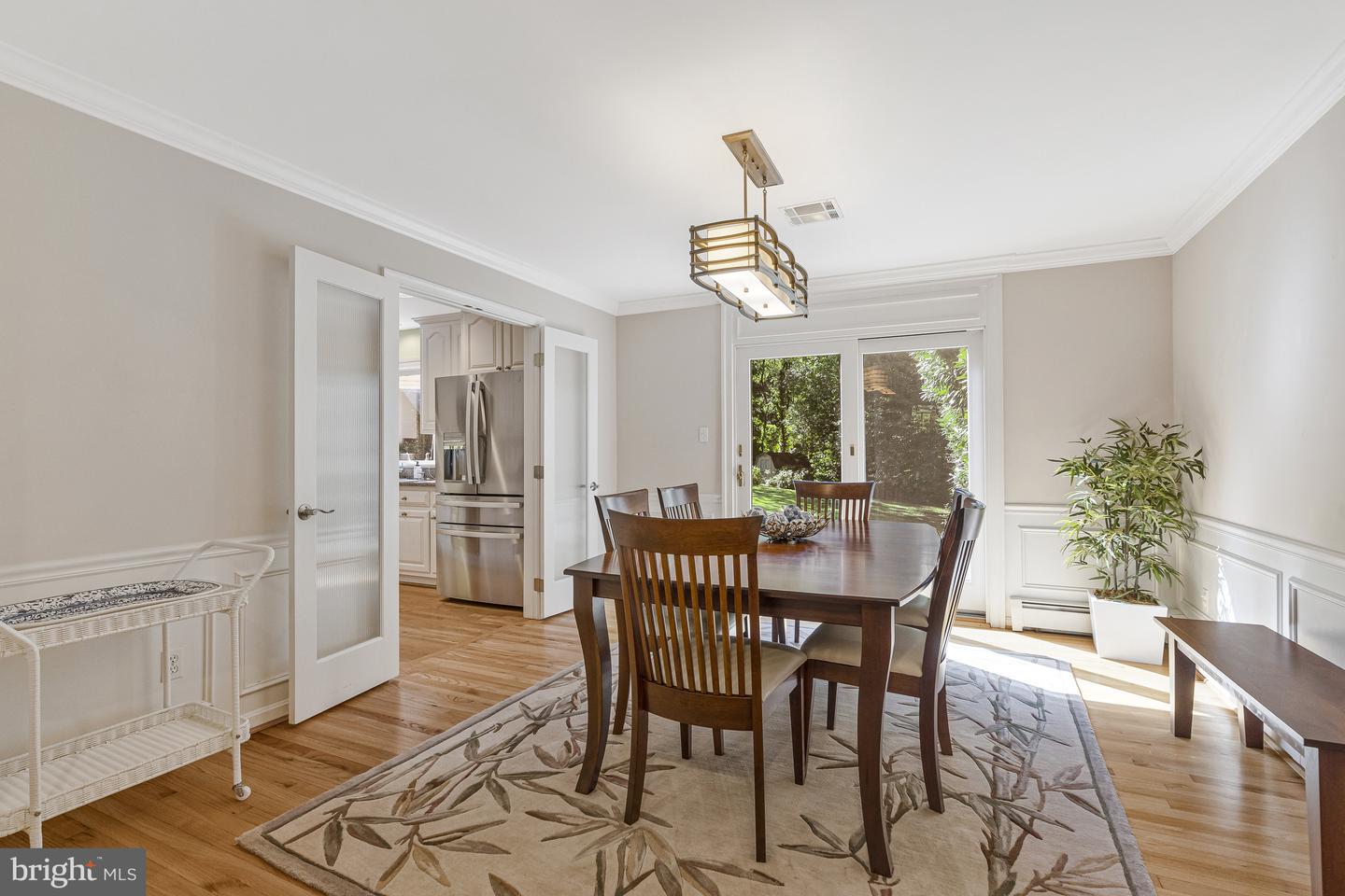 8205 DUNSINANE CT, MCLEAN, Virginia 22102, 5 Bedrooms Bedrooms, ,3 BathroomsBathrooms,Residential,For sale,8205 DUNSINANE CT,VAFX2248066 MLS # VAFX2248066