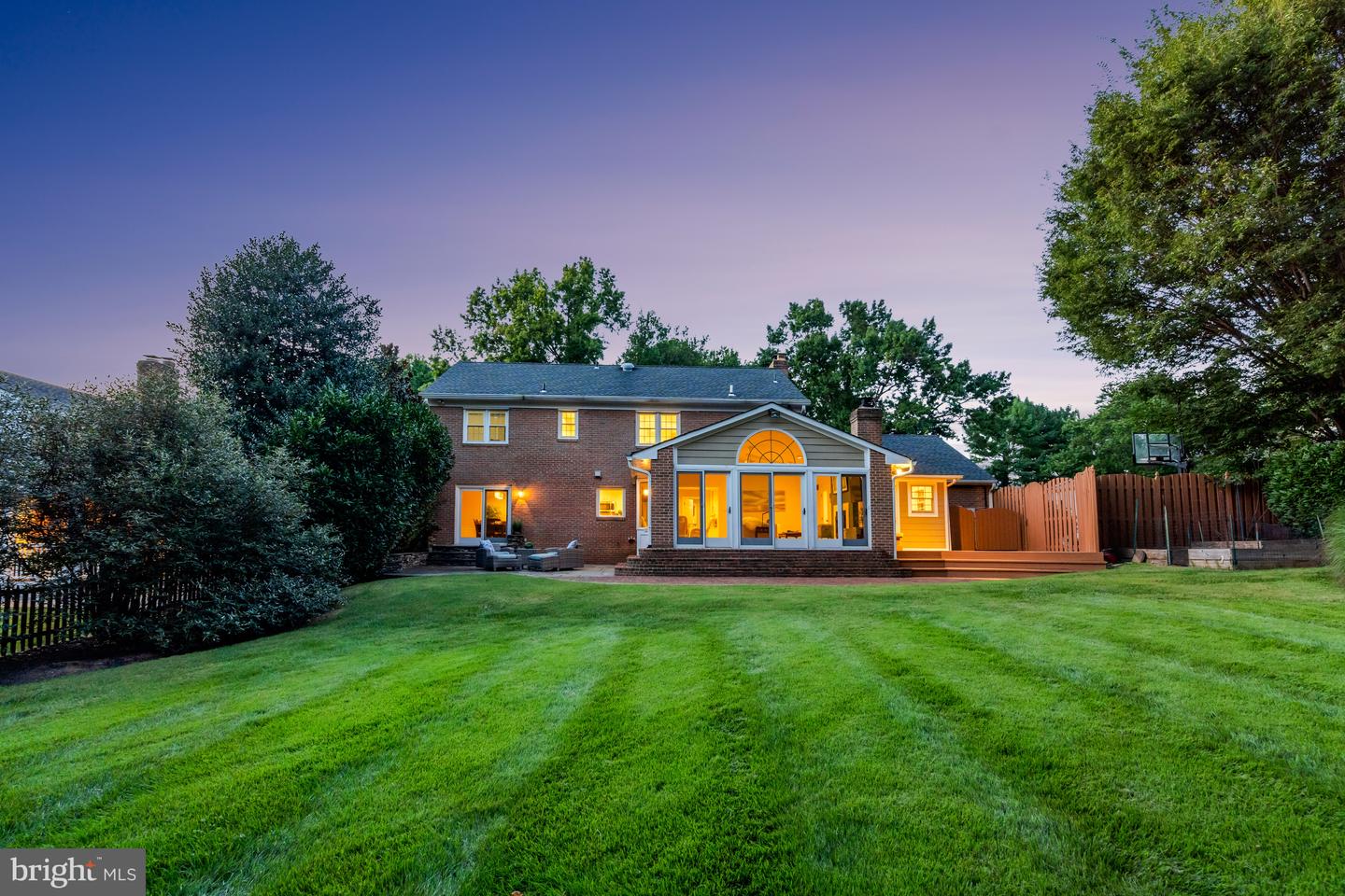 8205 DUNSINANE CT, MCLEAN, Virginia 22102, 5 Bedrooms Bedrooms, ,3 BathroomsBathrooms,Residential,For sale,8205 DUNSINANE CT,VAFX2248066 MLS # VAFX2248066