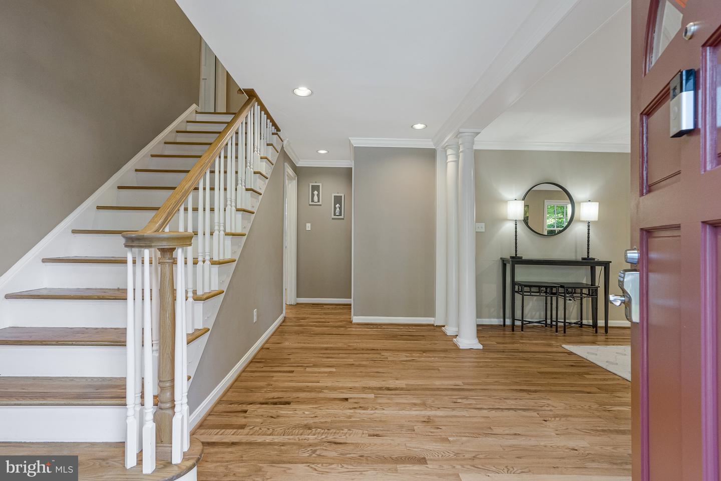 8205 DUNSINANE CT, MCLEAN, Virginia 22102, 5 Bedrooms Bedrooms, ,3 BathroomsBathrooms,Residential,For sale,8205 DUNSINANE CT,VAFX2248066 MLS # VAFX2248066