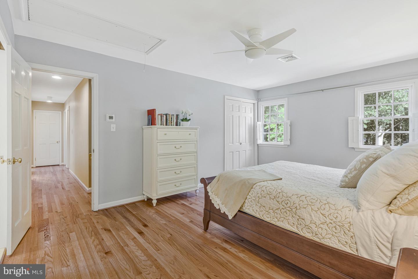 8205 DUNSINANE CT, MCLEAN, Virginia 22102, 5 Bedrooms Bedrooms, ,3 BathroomsBathrooms,Residential,For sale,8205 DUNSINANE CT,VAFX2248066 MLS # VAFX2248066