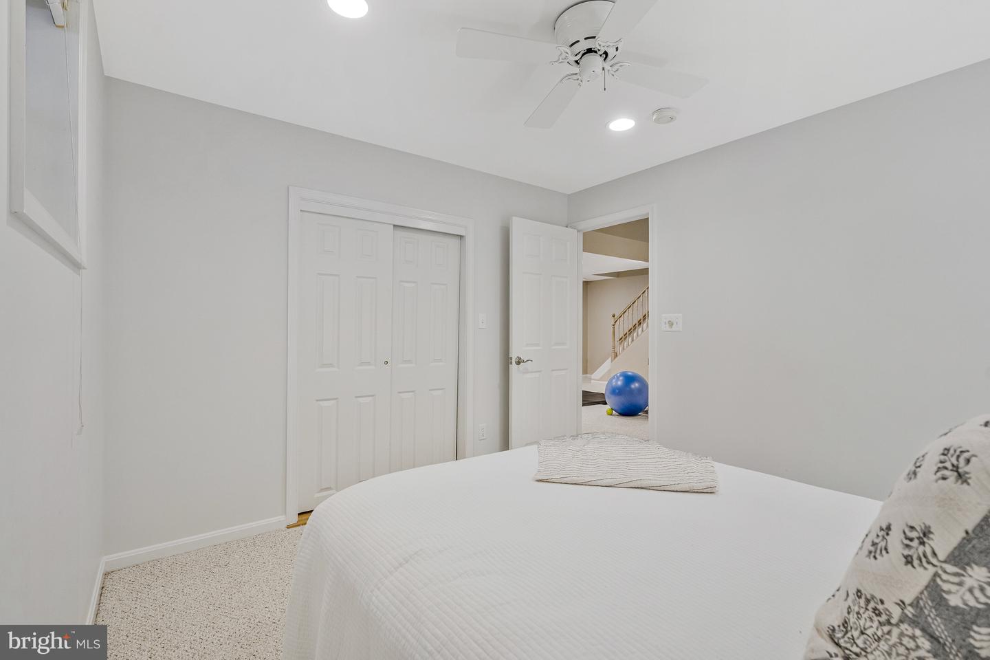 8205 DUNSINANE CT, MCLEAN, Virginia 22102, 5 Bedrooms Bedrooms, ,3 BathroomsBathrooms,Residential,For sale,8205 DUNSINANE CT,VAFX2248066 MLS # VAFX2248066