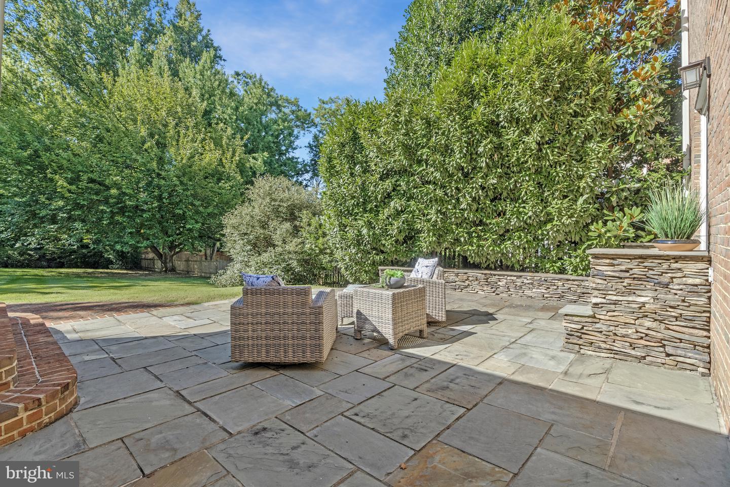 8205 DUNSINANE CT, MCLEAN, Virginia 22102, 5 Bedrooms Bedrooms, ,3 BathroomsBathrooms,Residential,For sale,8205 DUNSINANE CT,VAFX2248066 MLS # VAFX2248066
