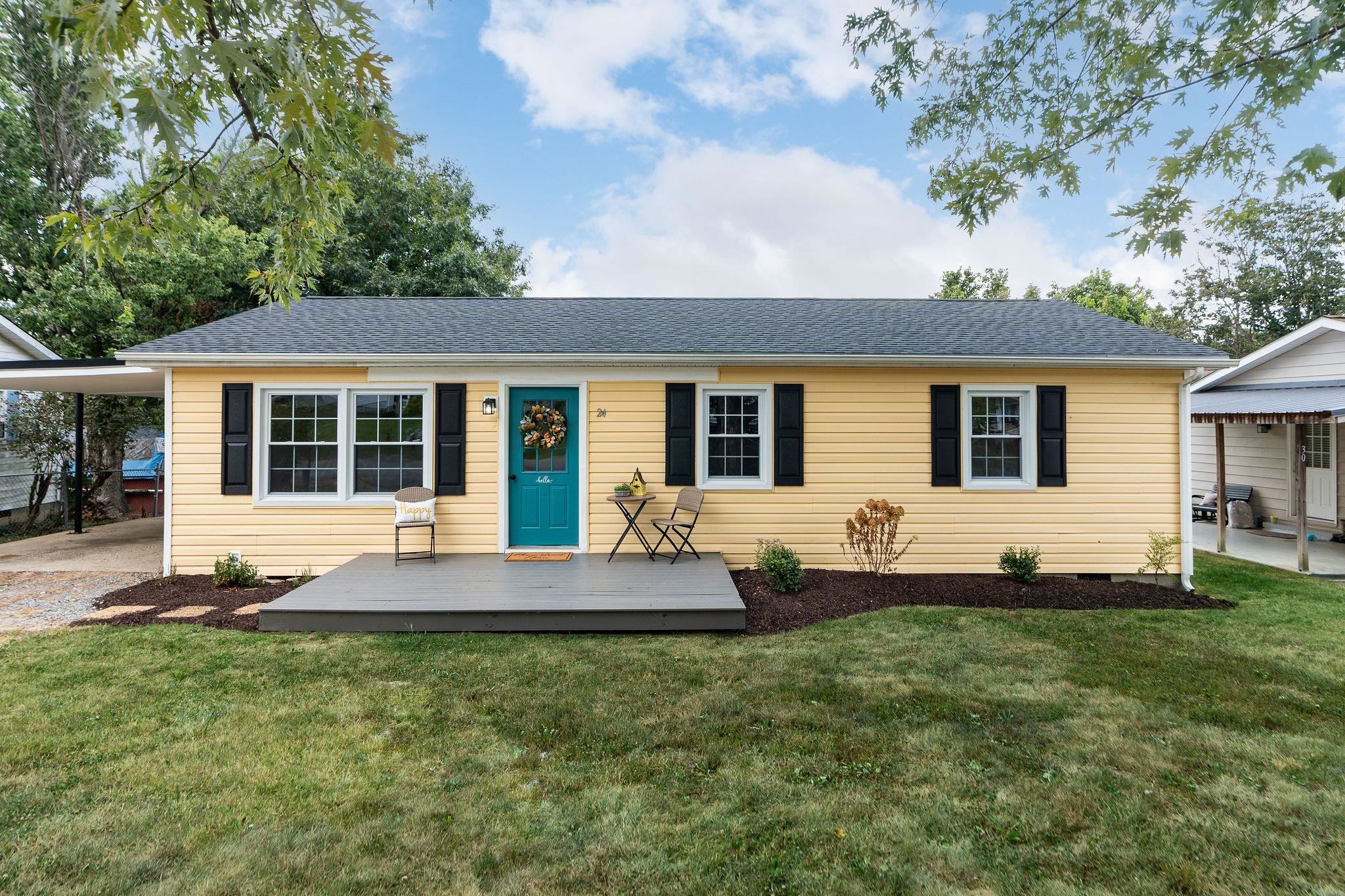 24 WESTGATE RD, VERONA, Virginia 24482, 3 Bedrooms Bedrooms, ,1 BathroomBathrooms,Residential,24 WESTGATE RD,668602 MLS # 668602
