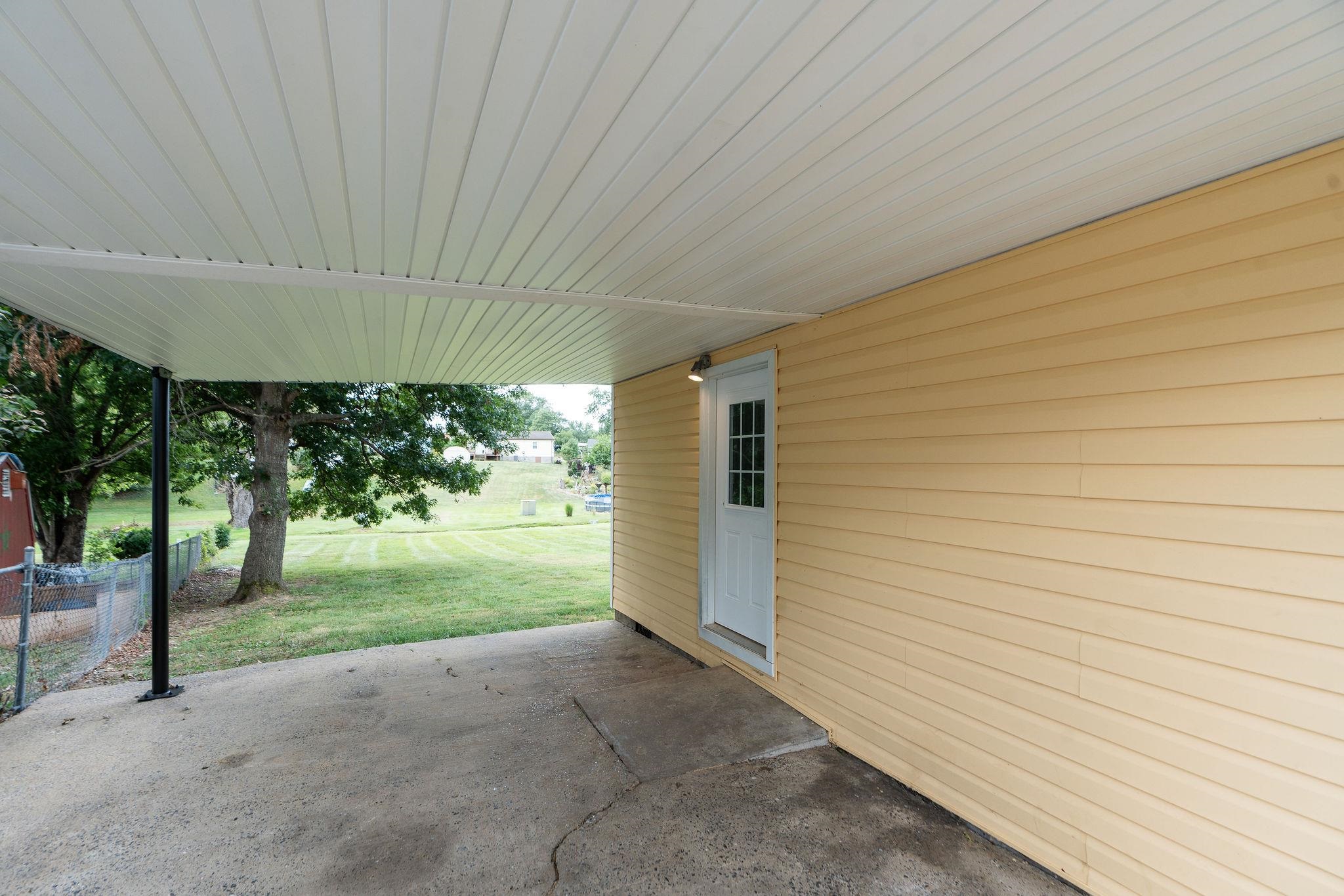 24 WESTGATE RD, VERONA, Virginia 24482, 3 Bedrooms Bedrooms, ,1 BathroomBathrooms,Residential,24 WESTGATE RD,668602 MLS # 668602