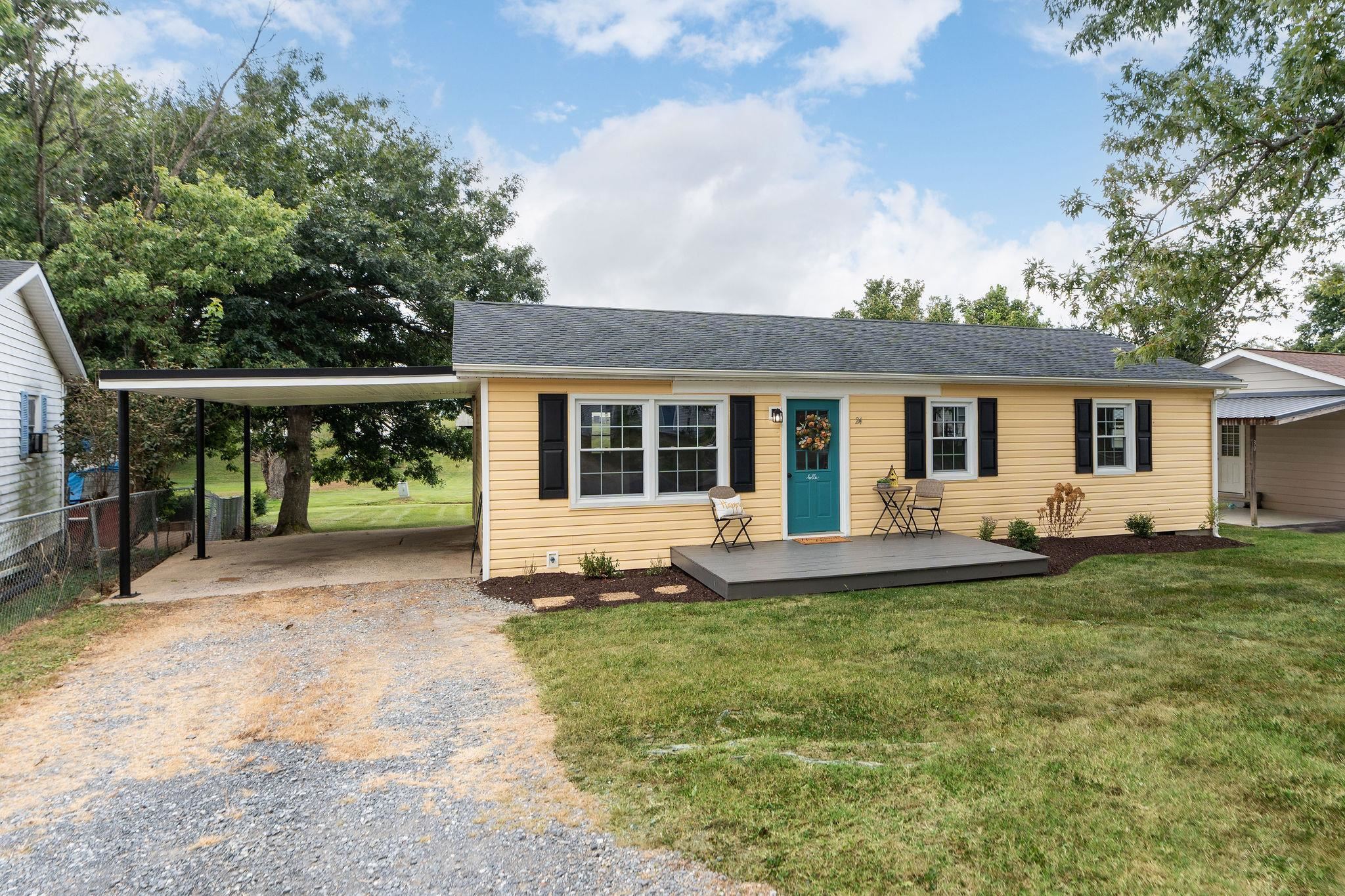24 WESTGATE RD, VERONA, Virginia 24482, 3 Bedrooms Bedrooms, ,1 BathroomBathrooms,Residential,24 WESTGATE RD,668602 MLS # 668602