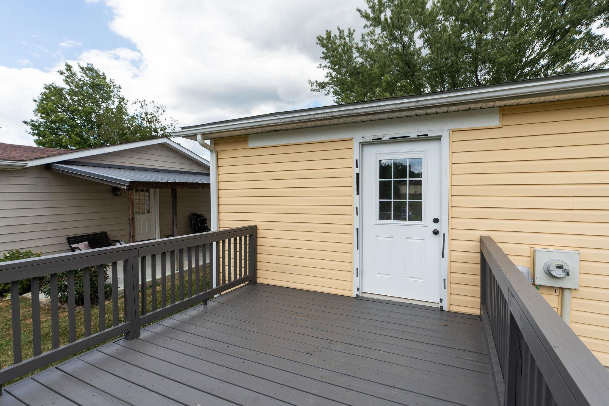 24 WESTGATE RD, VERONA, Virginia 24482, 3 Bedrooms Bedrooms, ,1 BathroomBathrooms,Residential,24 WESTGATE RD,668602 MLS # 668602
