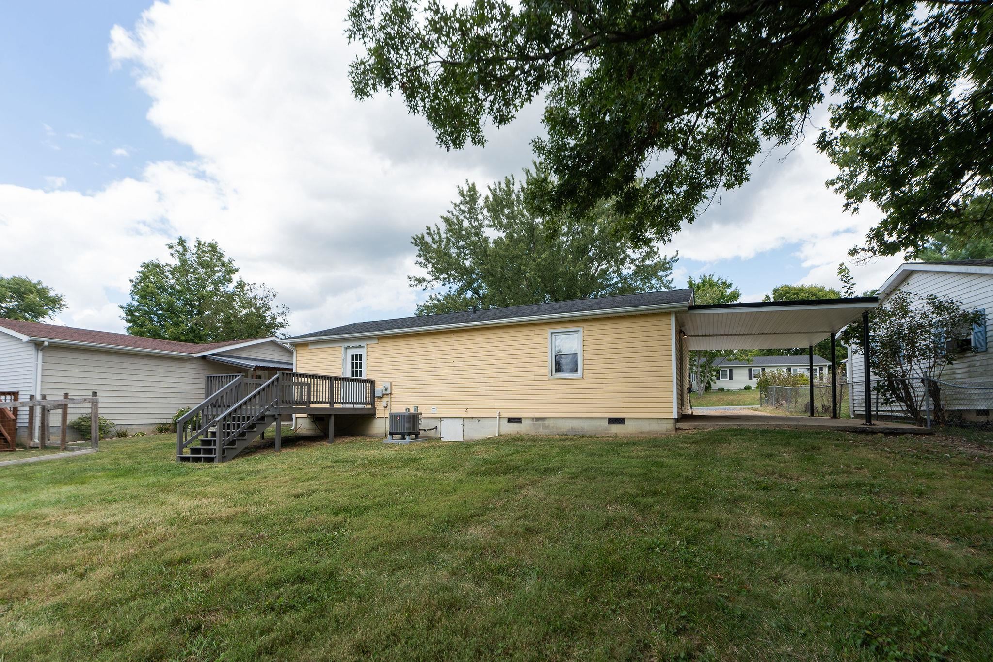 24 WESTGATE RD, VERONA, Virginia 24482, 3 Bedrooms Bedrooms, ,1 BathroomBathrooms,Residential,24 WESTGATE RD,668602 MLS # 668602
