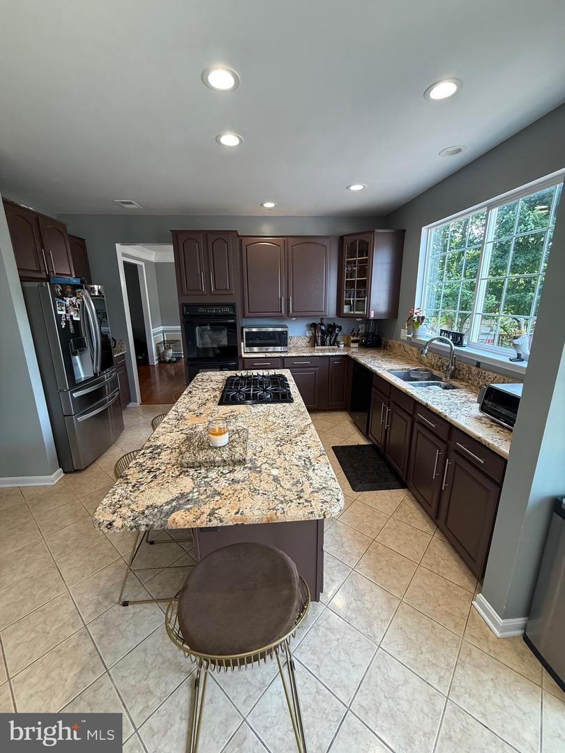 16 LITTLE FIELD DR, FREDERICKSBURG, Virginia 22405, 5 Bedrooms Bedrooms, ,3 BathroomsBathrooms,Residential,For sale,16 LITTLE FIELD DR,VAST2040498 MLS # VAST2040498