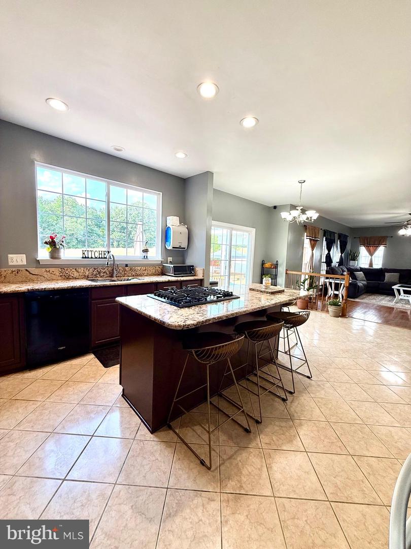 16 LITTLE FIELD DR, FREDERICKSBURG, Virginia 22405, 5 Bedrooms Bedrooms, ,3 BathroomsBathrooms,Residential,For sale,16 LITTLE FIELD DR,VAST2040498 MLS # VAST2040498