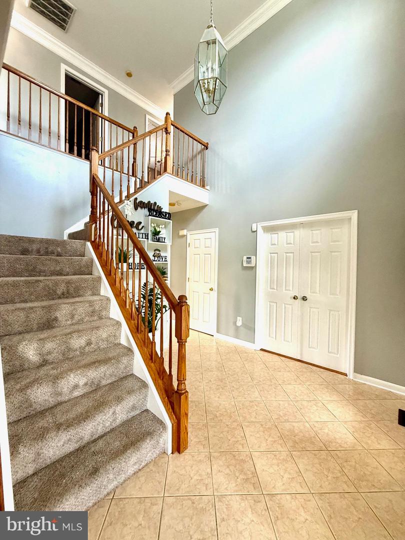 16 LITTLE FIELD DR, FREDERICKSBURG, Virginia 22405, 5 Bedrooms Bedrooms, ,3 BathroomsBathrooms,Residential,For sale,16 LITTLE FIELD DR,VAST2040498 MLS # VAST2040498