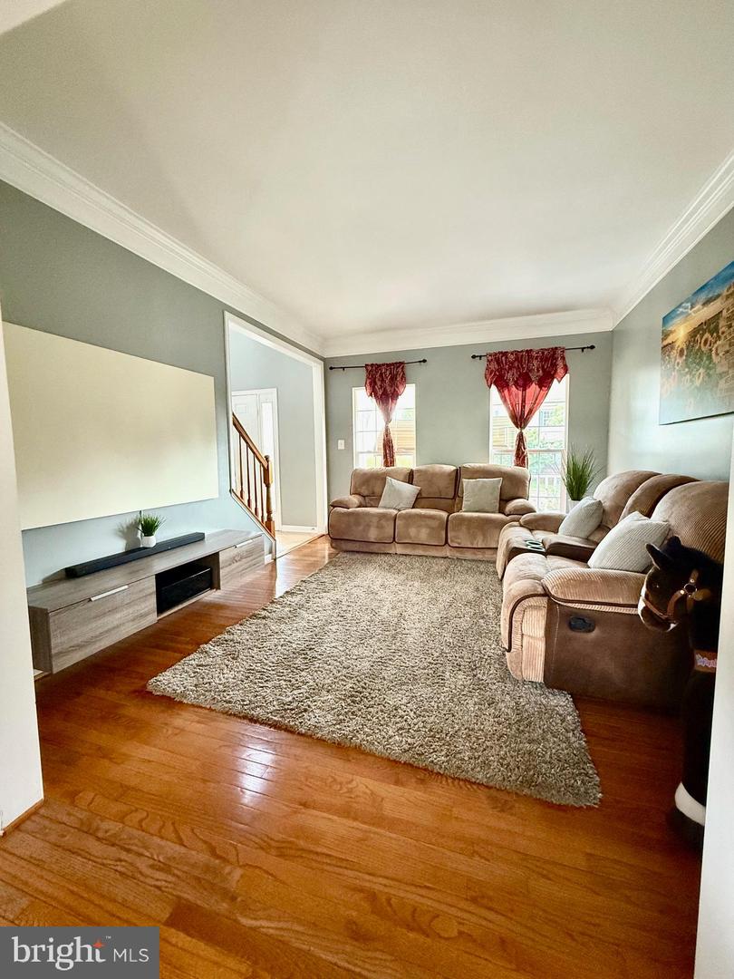 16 LITTLE FIELD DR, FREDERICKSBURG, Virginia 22405, 5 Bedrooms Bedrooms, ,3 BathroomsBathrooms,Residential,For sale,16 LITTLE FIELD DR,VAST2040498 MLS # VAST2040498