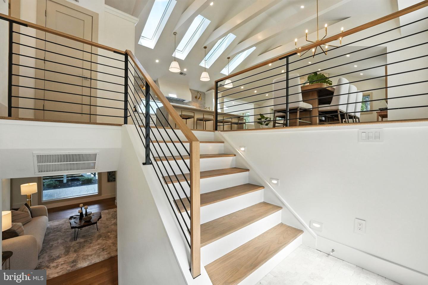 6211 WATERWAY DR, FALLS CHURCH, Virginia 22044, 6 Bedrooms Bedrooms, ,3 BathroomsBathrooms,Residential,For sale,6211 WATERWAY DR,VAFX2259600 MLS # VAFX2259600