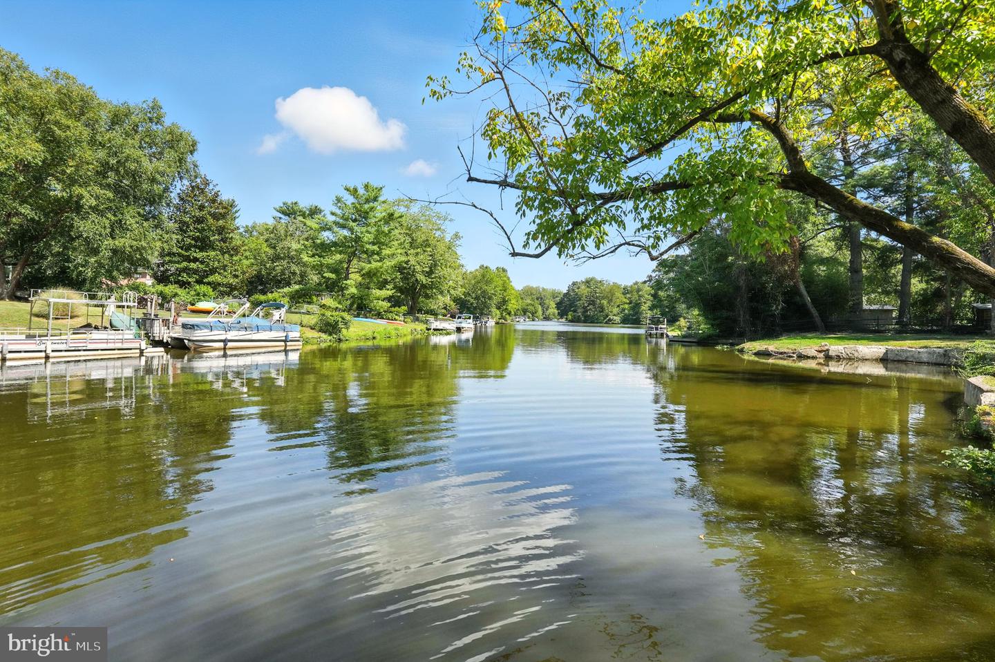 6211 WATERWAY DR, FALLS CHURCH, Virginia 22044, 6 Bedrooms Bedrooms, ,3 BathroomsBathrooms,Residential,For sale,6211 WATERWAY DR,VAFX2259600 MLS # VAFX2259600