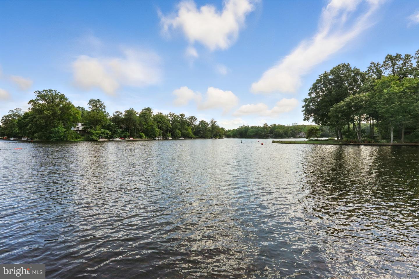6211 WATERWAY DR, FALLS CHURCH, Virginia 22044, 6 Bedrooms Bedrooms, ,3 BathroomsBathrooms,Residential,For sale,6211 WATERWAY DR,VAFX2259600 MLS # VAFX2259600