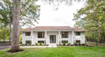 6211 WATERWAY DR, FALLS CHURCH, Virginia 22044, 6 Bedrooms Bedrooms, ,3 BathroomsBathrooms,Residential,For sale,6211 WATERWAY DR,VAFX2259600 MLS # VAFX2259600