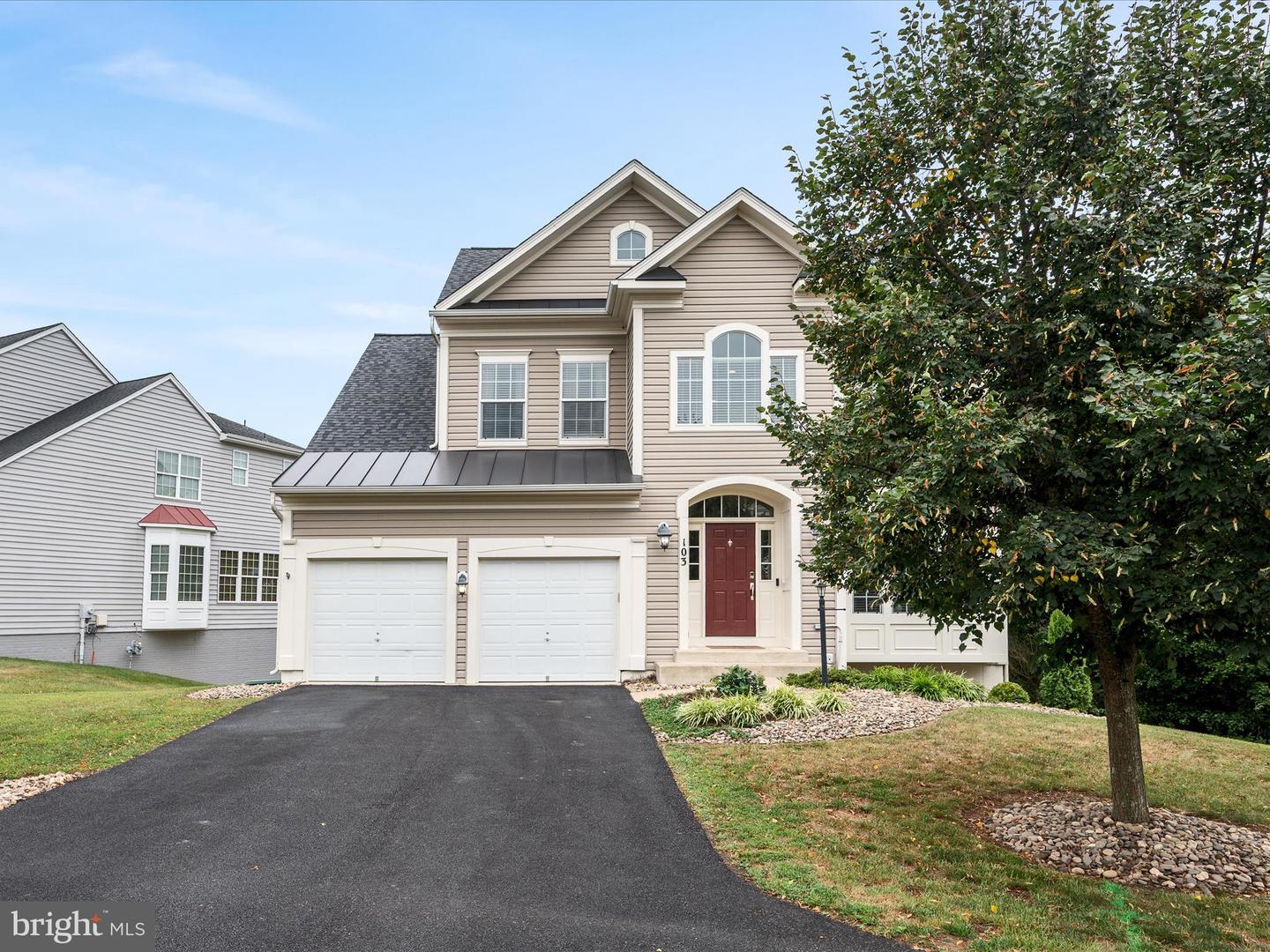 103 PRAIRIE PL, STEPHENSON, Virginia 22656, 6 Bedrooms Bedrooms, ,5 BathroomsBathrooms,Residential,For sale,103 PRAIRIE PL,VAFV2035990 MLS # VAFV2035990