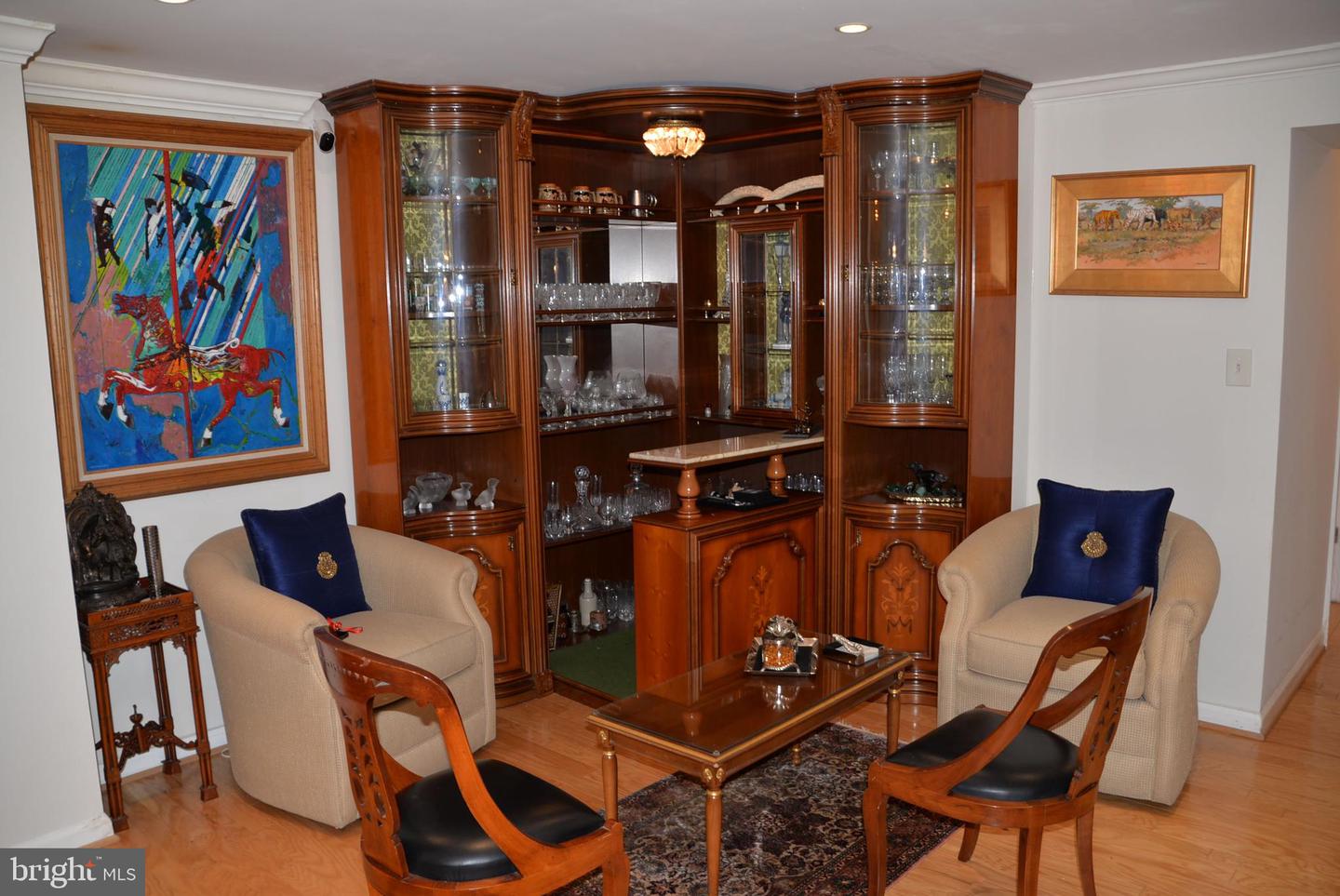 1800 OLD MEADOW RD #713, MCLEAN, Virginia 22102, 2 Bedrooms Bedrooms, 4 Rooms Rooms,2 BathroomsBathrooms,Residential,For sale,1800 OLD MEADOW RD #713,VAFX2260636 MLS # VAFX2260636