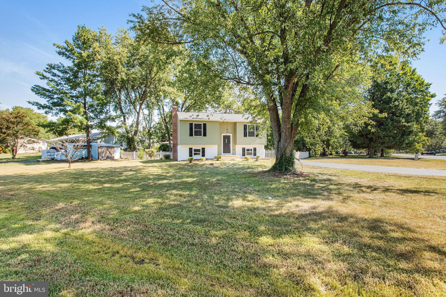 200 VIA DE ROSA DR, STAFFORD, Virginia 22556, 3 Bedrooms Bedrooms, ,2 BathroomsBathrooms,Residential,For sale,200 VIA DE ROSA DR,VAST2041726 MLS # VAST2041726