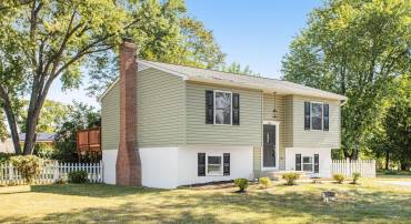 200 VIA DE ROSA DR, STAFFORD, Virginia 22556, 3 Bedrooms Bedrooms, ,2 BathroomsBathrooms,Residential,For sale,200 VIA DE ROSA DR,VAST2041726 MLS # VAST2041726