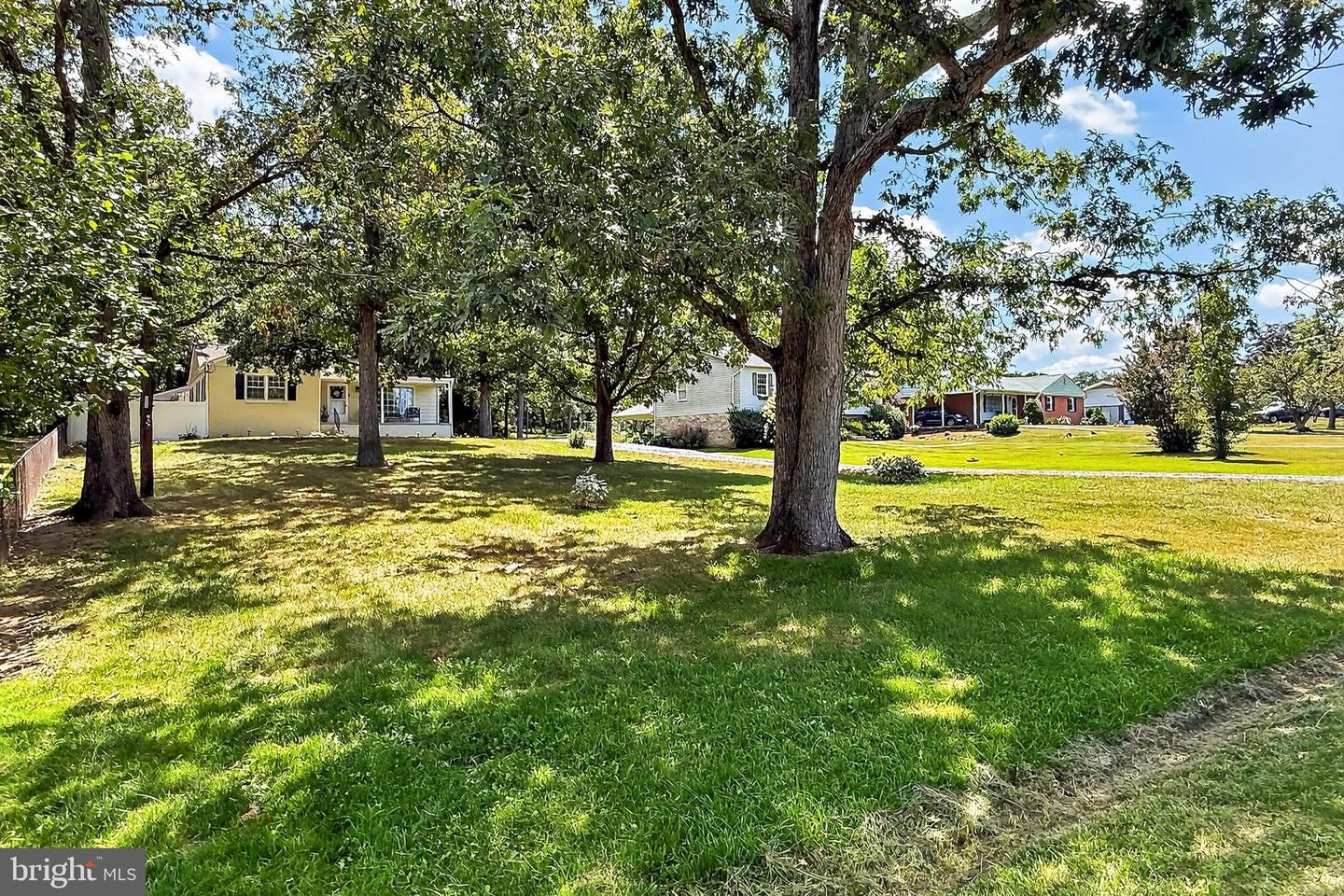 116 MALOY DR, WINCHESTER, Virginia 22602, 3 Bedrooms Bedrooms, ,1 BathroomBathrooms,Residential,For sale,116 MALOY DR,VAFV2036122 MLS # VAFV2036122
