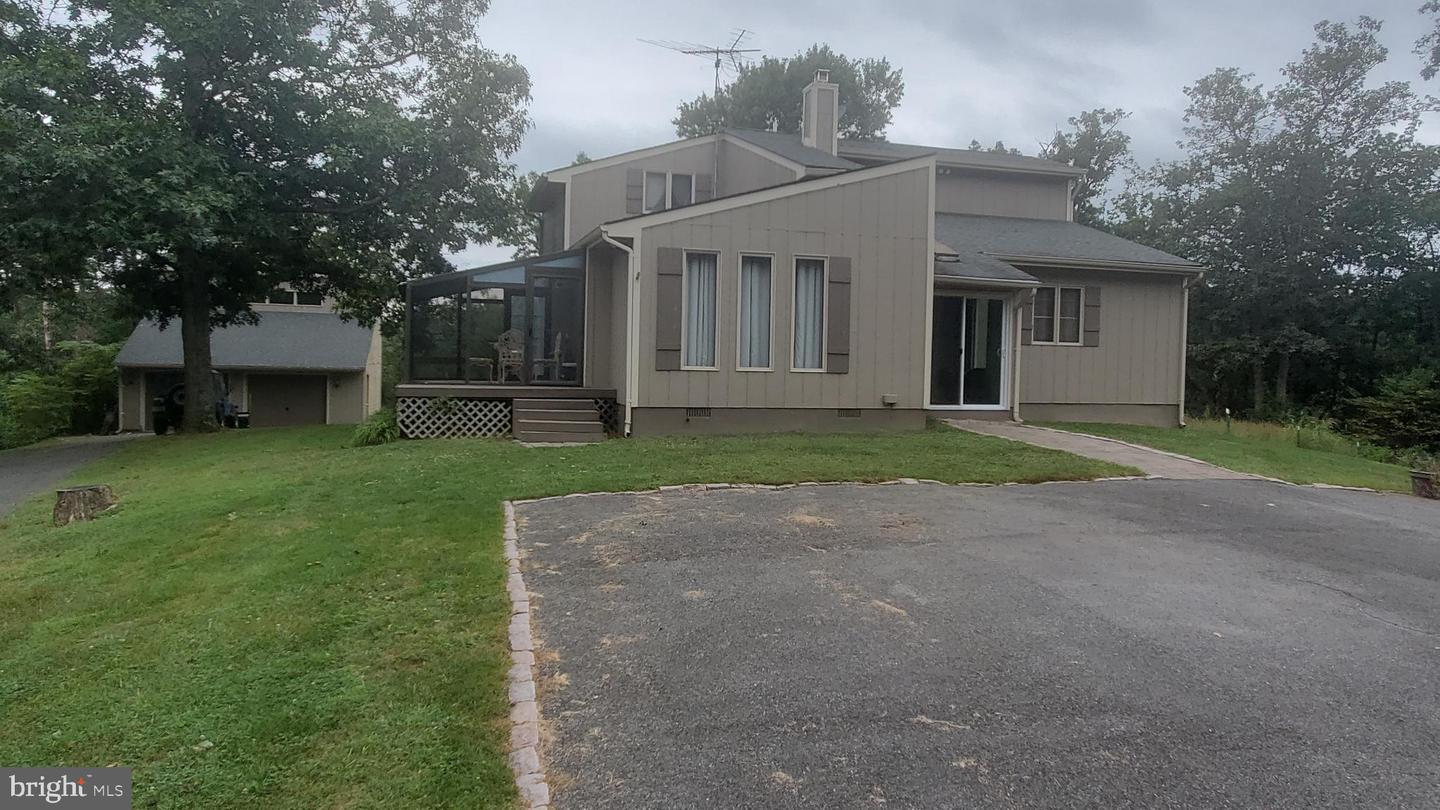 289 WESTVIEW DR, WINCHESTER, Virginia 22603, 4 Bedrooms Bedrooms, ,2 BathroomsBathrooms,Residential,For sale,289 WESTVIEW DR,VAFV2036284 MLS # VAFV2036284