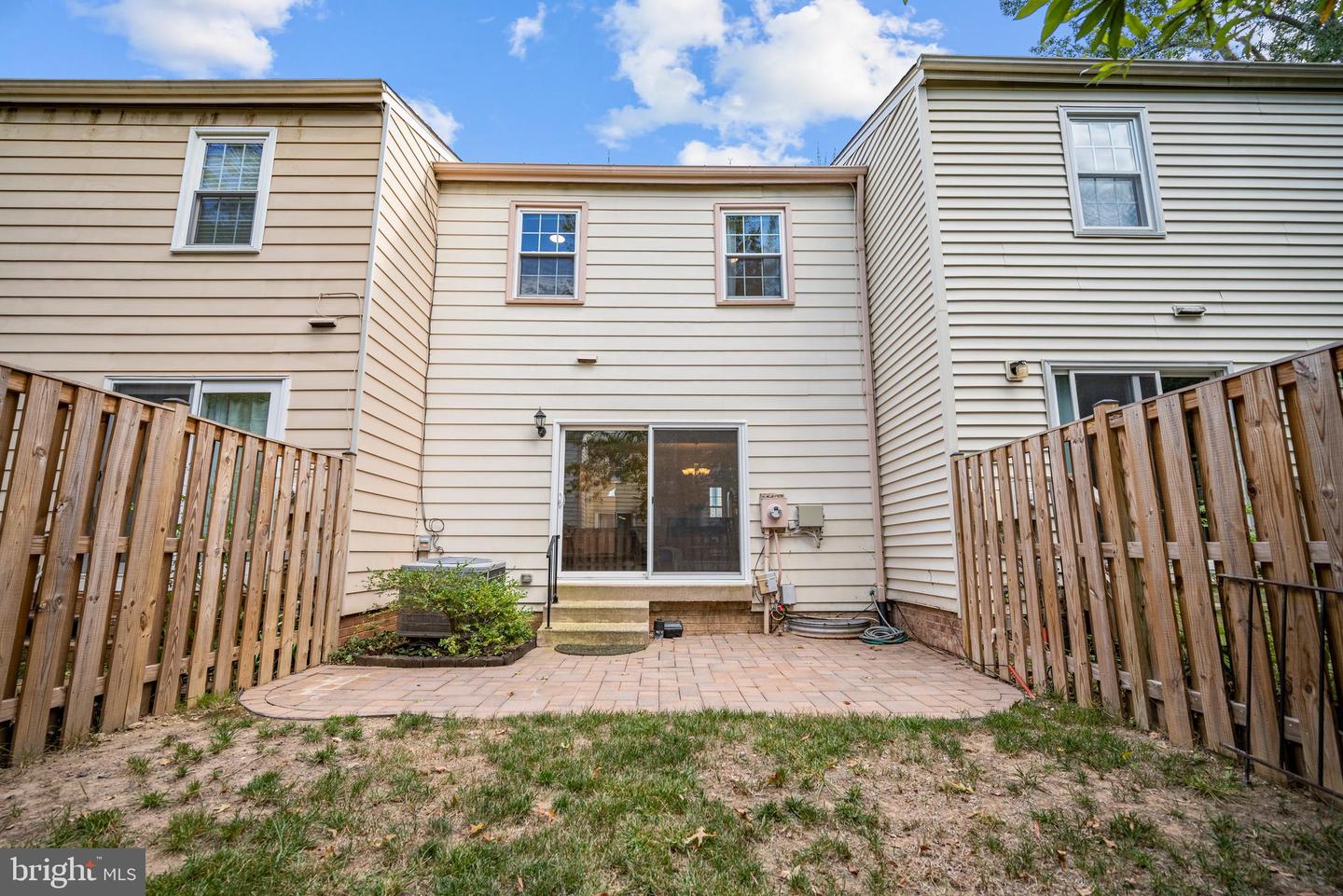 9908 LONGFORD CT, VIENNA, Virginia 22181, 3 Bedrooms Bedrooms, ,3 BathroomsBathrooms,Residential,For sale,9908 LONGFORD CT,VAFX2262506 MLS # VAFX2262506