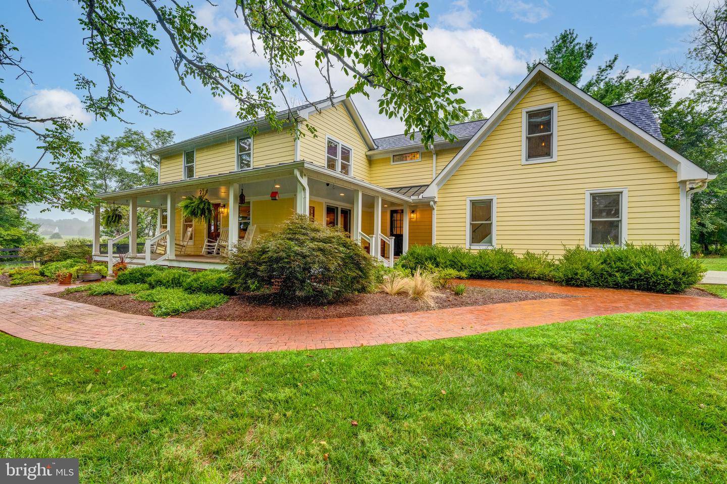 17302 SIMMONS RD, PURCELLVILLE, Virginia 20132, 4 Bedrooms Bedrooms, ,3 BathroomsBathrooms,Residential,For sale,17302 SIMMONS RD,VALO2105040 MLS # VALO2105040
