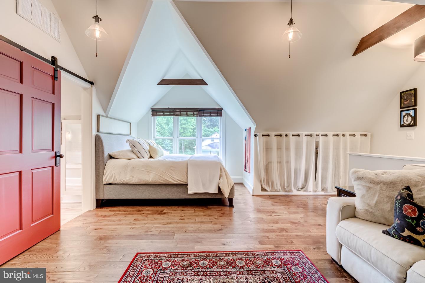 17302 SIMMONS RD, PURCELLVILLE, Virginia 20132, 4 Bedrooms Bedrooms, ,3 BathroomsBathrooms,Residential,For sale,17302 SIMMONS RD,VALO2105040 MLS # VALO2105040