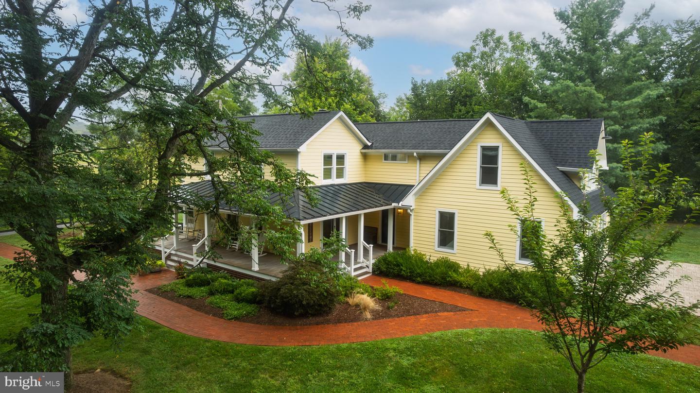 17302 SIMMONS RD, PURCELLVILLE, Virginia 20132, 4 Bedrooms Bedrooms, ,3 BathroomsBathrooms,Residential,For sale,17302 SIMMONS RD,VALO2105040 MLS # VALO2105040