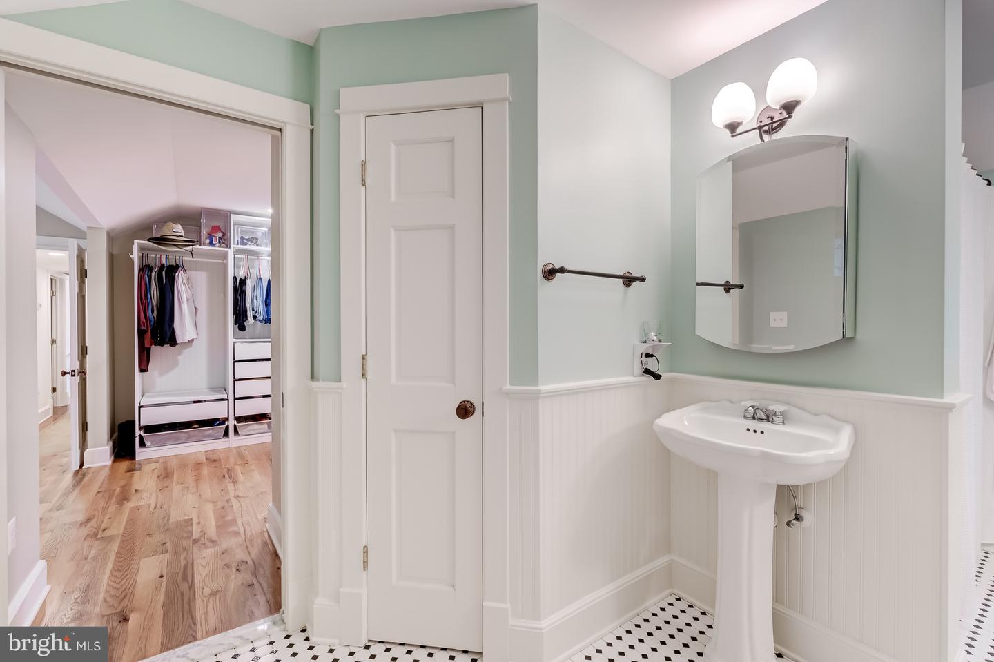 17302 SIMMONS RD, PURCELLVILLE, Virginia 20132, 4 Bedrooms Bedrooms, ,3 BathroomsBathrooms,Residential,For sale,17302 SIMMONS RD,VALO2105040 MLS # VALO2105040