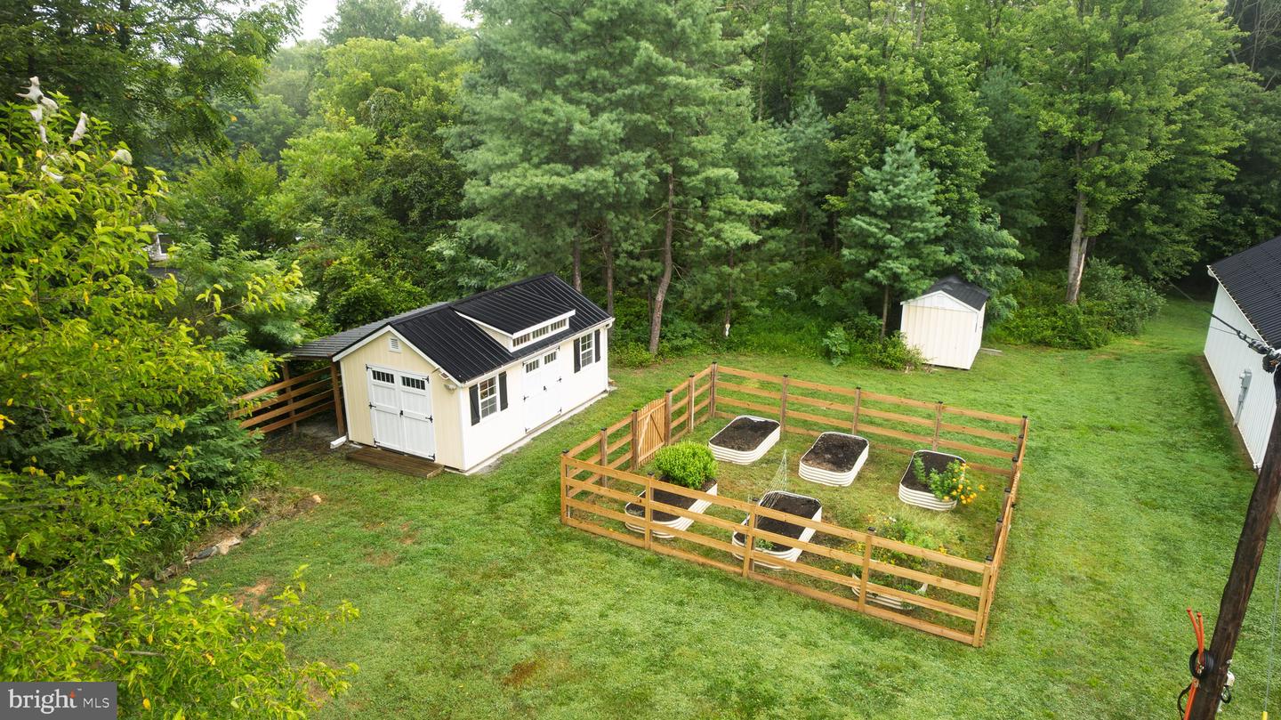 17302 SIMMONS RD, PURCELLVILLE, Virginia 20132, 4 Bedrooms Bedrooms, ,3 BathroomsBathrooms,Residential,For sale,17302 SIMMONS RD,VALO2105040 MLS # VALO2105040