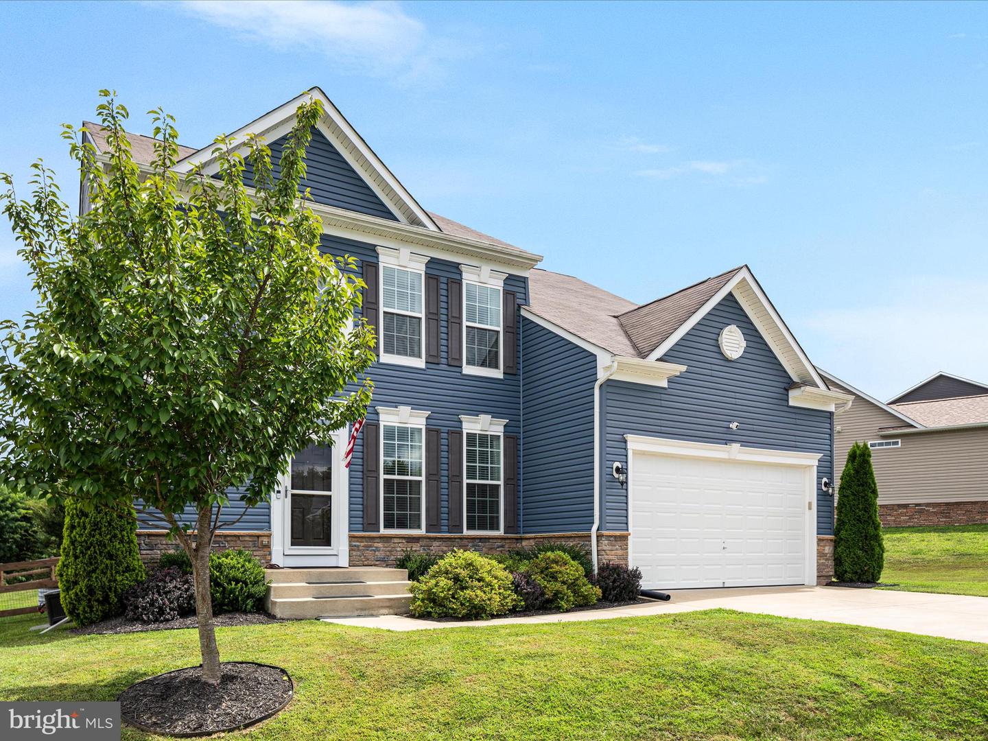 106 DIVOT CT, FRONT ROYAL, Virginia 22630, 6 Bedrooms Bedrooms, ,3 BathroomsBathrooms,Residential,For sale,106 DIVOT CT,VAWR2012044 MLS # VAWR2012044