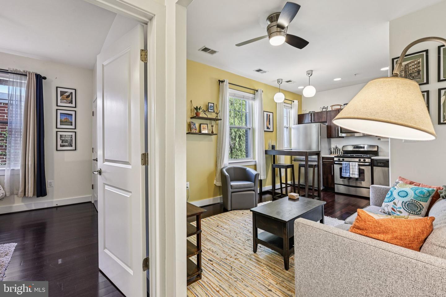 315 G ST NE #304, WASHINGTON, District Of Columbia 20002, 1 Bedroom Bedrooms, ,1 BathroomBathrooms,Residential,For sale,315 G ST NE #304,DCDC2216370 MLS # DCDC2216370