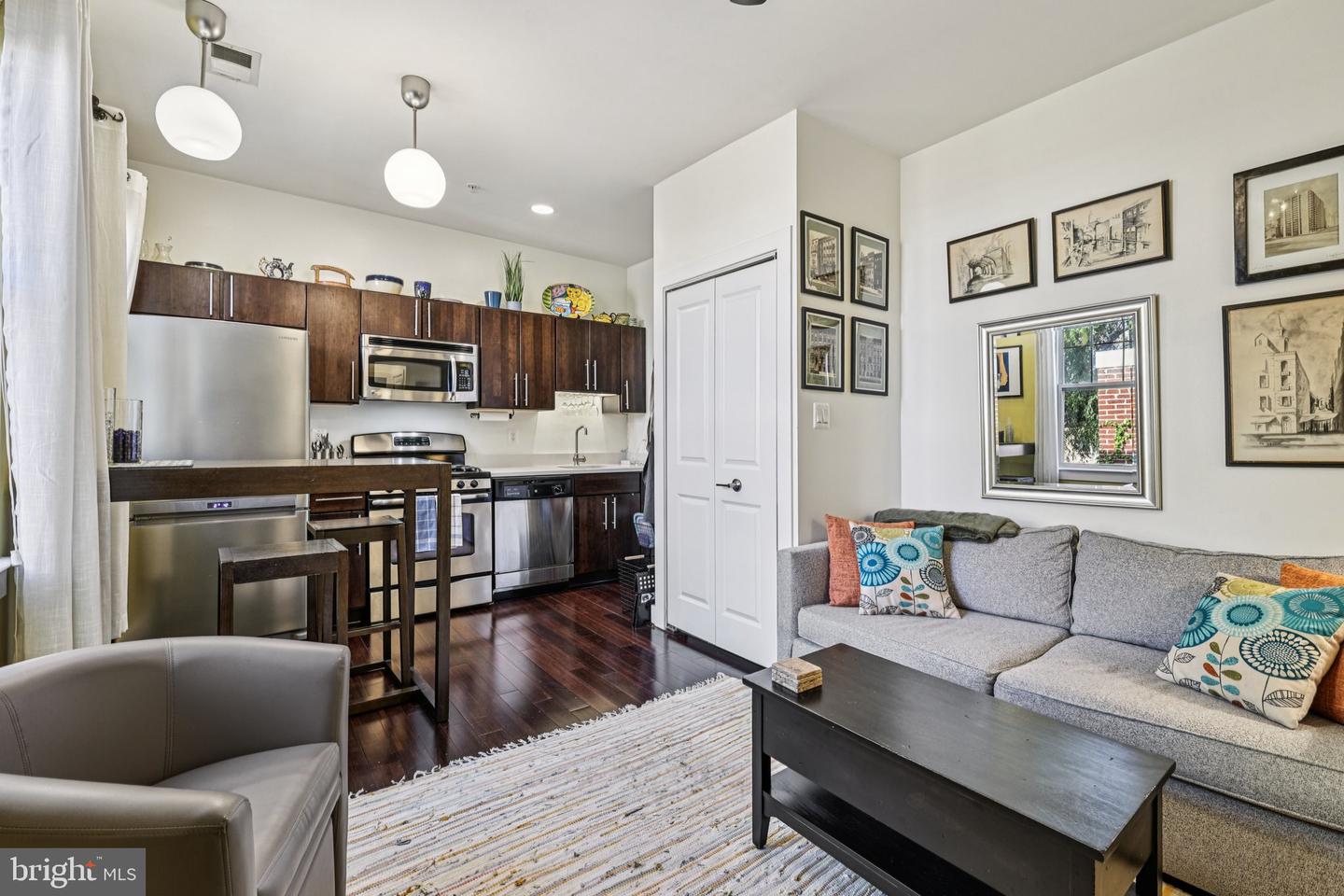 315 G ST NE #304, WASHINGTON, District Of Columbia 20002, 1 Bedroom Bedrooms, ,1 BathroomBathrooms,Residential,For sale,315 G ST NE #304,DCDC2216370 MLS # DCDC2216370
