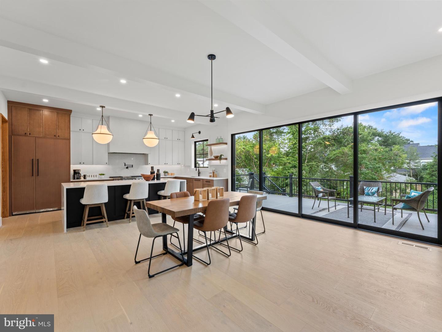 5016 6TH ST N, ARLINGTON, Virginia 22203, 6 Bedrooms Bedrooms, ,6 BathroomsBathrooms,Residential,For sale,5016 6TH ST N,VAAR2062688 MLS # VAAR2062688