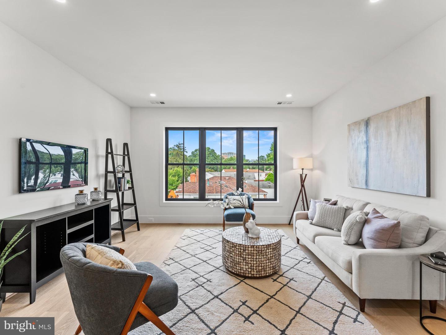 5016 6TH ST N, ARLINGTON, Virginia 22203, 6 Bedrooms Bedrooms, ,6 BathroomsBathrooms,Residential,For sale,5016 6TH ST N,VAAR2062688 MLS # VAAR2062688