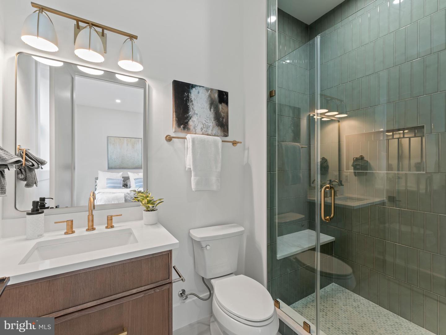 5016 6TH ST N, ARLINGTON, Virginia 22203, 6 Bedrooms Bedrooms, ,6 BathroomsBathrooms,Residential,For sale,5016 6TH ST N,VAAR2062688 MLS # VAAR2062688