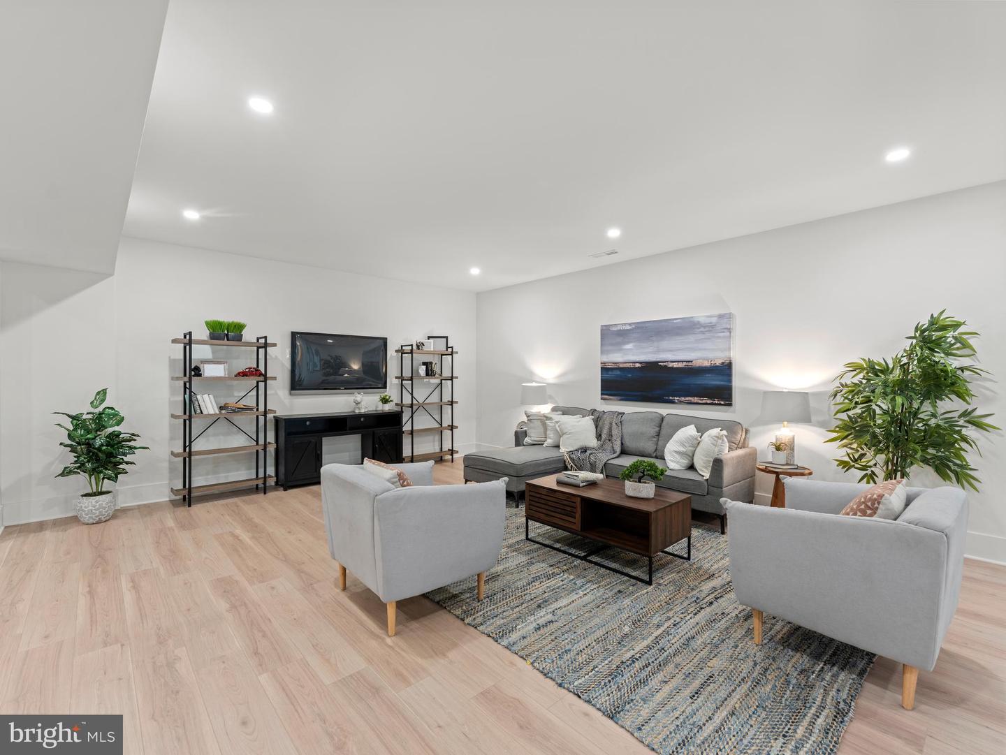 5016 6TH ST N, ARLINGTON, Virginia 22203, 6 Bedrooms Bedrooms, ,6 BathroomsBathrooms,Residential,For sale,5016 6TH ST N,VAAR2062688 MLS # VAAR2062688