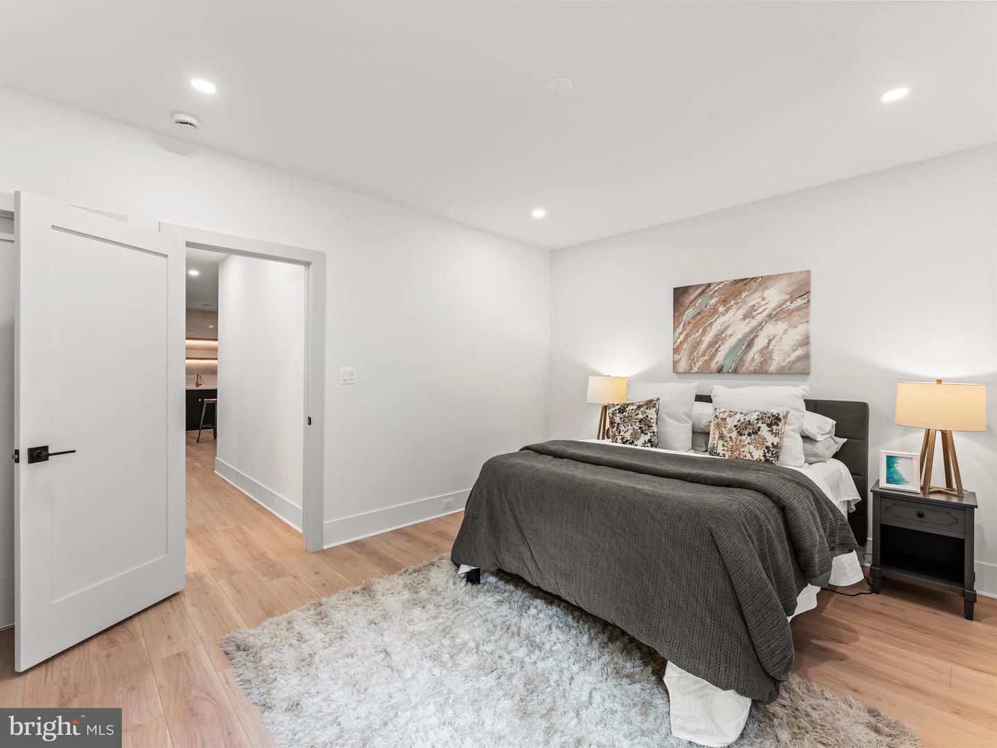 5016 6TH ST N, ARLINGTON, Virginia 22203, 6 Bedrooms Bedrooms, ,6 BathroomsBathrooms,Residential,For sale,5016 6TH ST N,VAAR2062688 MLS # VAAR2062688