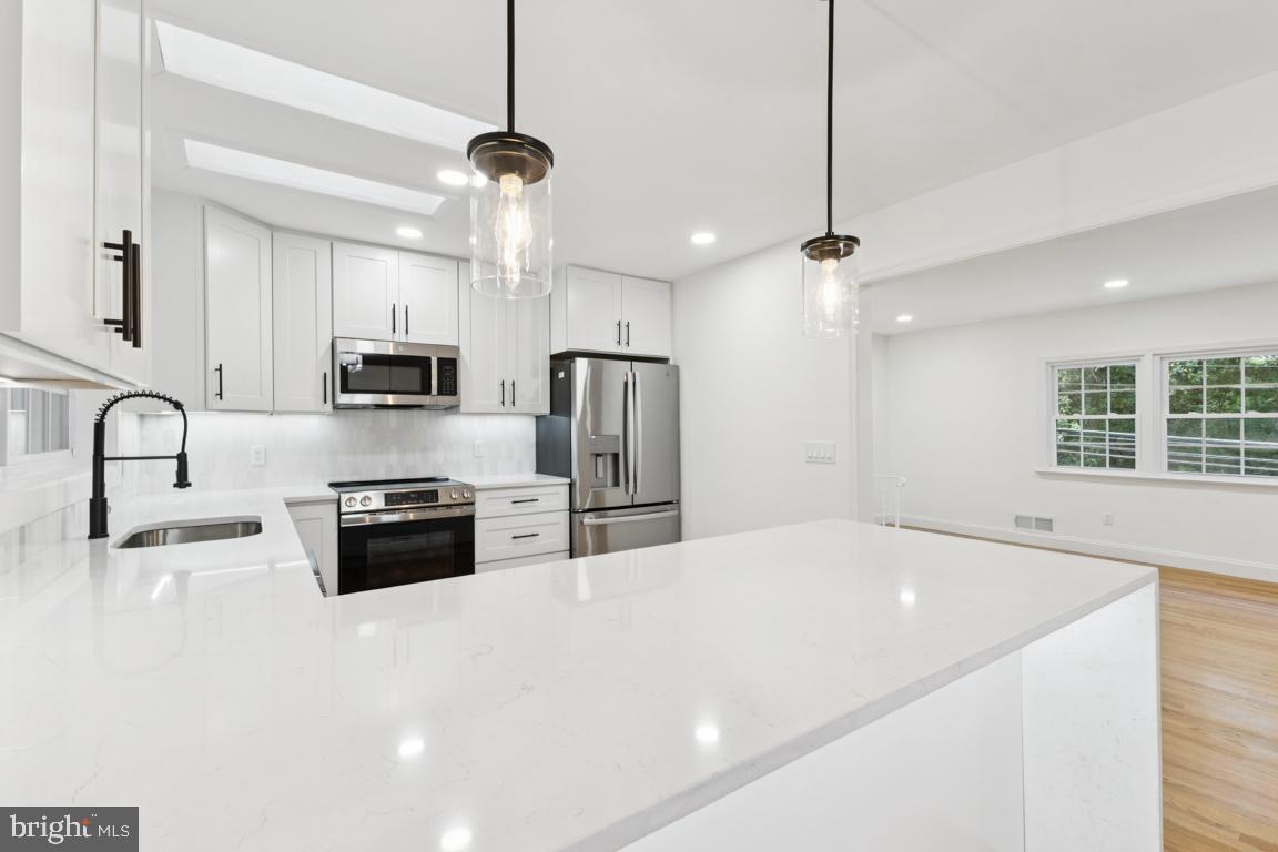 3209 MILITARY RD, ARLINGTON, Virginia 22207, 4 Bedrooms Bedrooms, ,3 BathroomsBathrooms,Residential,For sale,3209 MILITARY RD,VAAR2062734 MLS # VAAR2062734