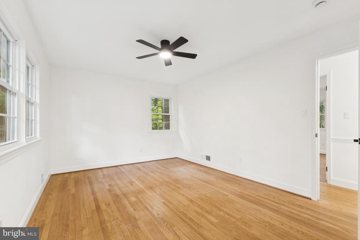 3209 MILITARY RD, ARLINGTON, Virginia 22207, 4 Bedrooms Bedrooms, ,3 BathroomsBathrooms,Residential,For sale,3209 MILITARY RD,VAAR2062734 MLS # VAAR2062734