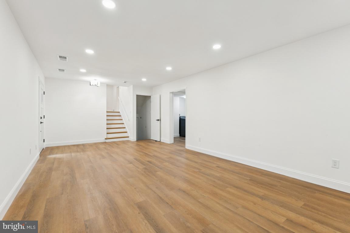 3209 MILITARY RD, ARLINGTON, Virginia 22207, 4 Bedrooms Bedrooms, ,3 BathroomsBathrooms,Residential,For sale,3209 MILITARY RD,VAAR2062734 MLS # VAAR2062734