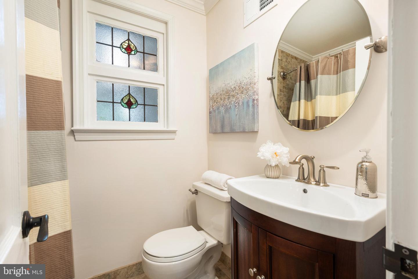ALEXANDRIA, Virginia 22302, 2 Bedrooms Bedrooms, ,2 BathroomsBathrooms,Residential,For sale,VAAX2048998 MLS # VAAX2048998