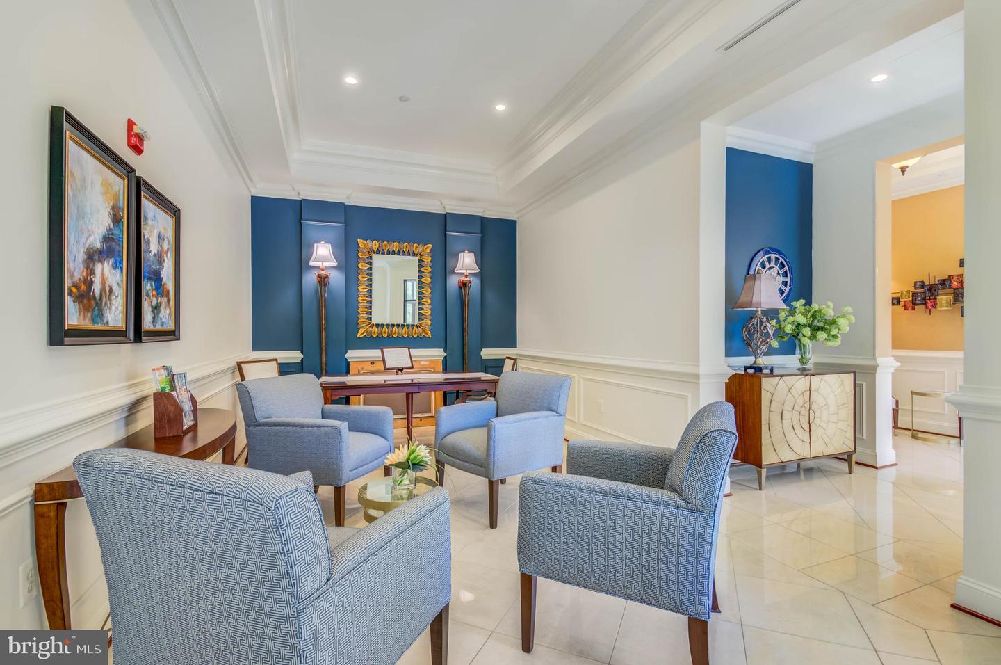 2801 LANGSTON BLVD #302, ARLINGTON, Virginia 22201, 2 Bedrooms Bedrooms, ,2 BathroomsBathrooms,Residential,For sale,2801 LANGSTON BLVD #302,VAAR2062774 MLS # VAAR2062774