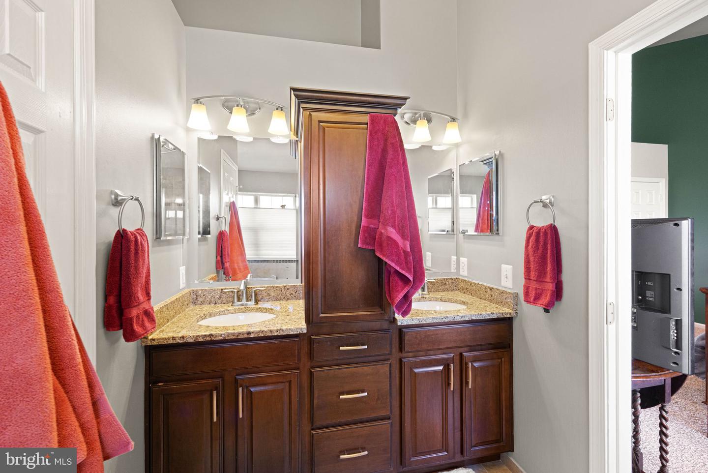 21312 LORD NELSON TER, ASHBURN, Virginia 20147, 3 Bedrooms Bedrooms, ,3 BathroomsBathrooms,Residential,For sale,21312 LORD NELSON TER,VALO2105416 MLS # VALO2105416