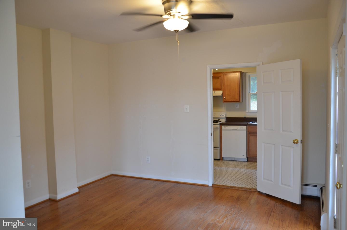 2713 24TH RD S, ARLINGTON, Virginia 22206, 4 Bedrooms Bedrooms, 6 Rooms Rooms,2 BathroomsBathrooms,Residential,For sale,2713 24TH RD S,VAAR2062800 MLS # VAAR2062800 2713 24TH RD S, ARLINGTON, Virginia 22206, 4 Bedrooms Bedrooms, 6 Rooms Rooms,2 BathroomsBathrooms,Residential,For sale,2713 24TH RD S,VAAR2062800 MLS # VAAR2062800