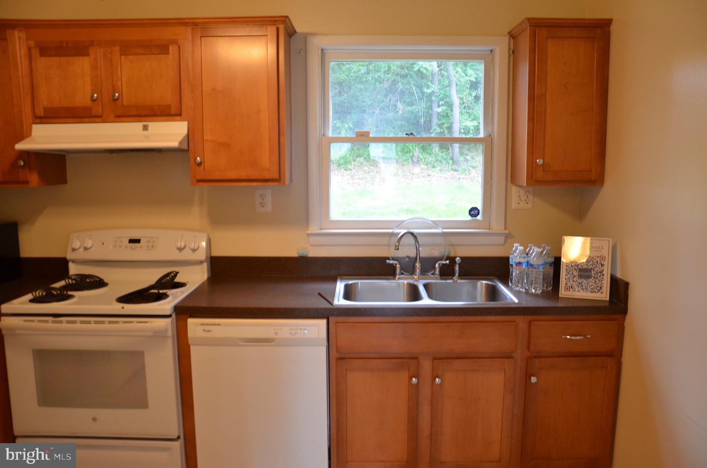 2713 24TH RD S, ARLINGTON, Virginia 22206, 4 Bedrooms Bedrooms, 6 Rooms Rooms,2 BathroomsBathrooms,Residential,For sale,2713 24TH RD S,VAAR2062800 MLS # VAAR2062800 2713 24TH RD S, ARLINGTON, Virginia 22206, 4 Bedrooms Bedrooms, 6 Rooms Rooms,2 BathroomsBathrooms,Residential,For sale,2713 24TH RD S,VAAR2062800 MLS # VAAR2062800