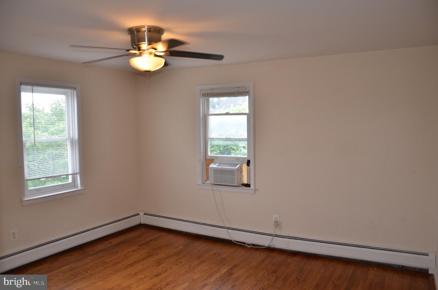 2713 24TH RD S, ARLINGTON, Virginia 22206, 4 Bedrooms Bedrooms, 6 Rooms Rooms,2 BathroomsBathrooms,Residential,For sale,2713 24TH RD S,VAAR2062800 MLS # VAAR2062800 2713 24TH RD S, ARLINGTON, Virginia 22206, 4 Bedrooms Bedrooms, 6 Rooms Rooms,2 BathroomsBathrooms,Residential,For sale,2713 24TH RD S,VAAR2062800 MLS # VAAR2062800